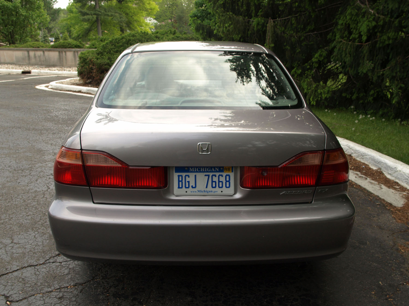 Illustration for article titled How I Realized the Accord Sedan Tail Lamps Came Full-Circle in a Decade